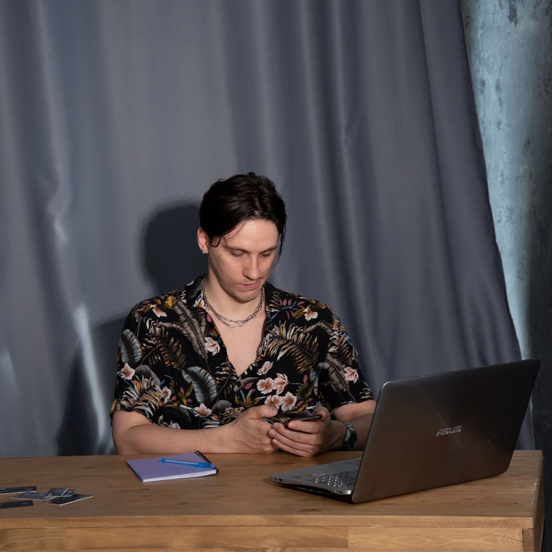 Подведу промежуточные итоги. Примерно пару недель назад я обратно включил заявки, но заболел и не смог работать в активном режиме: