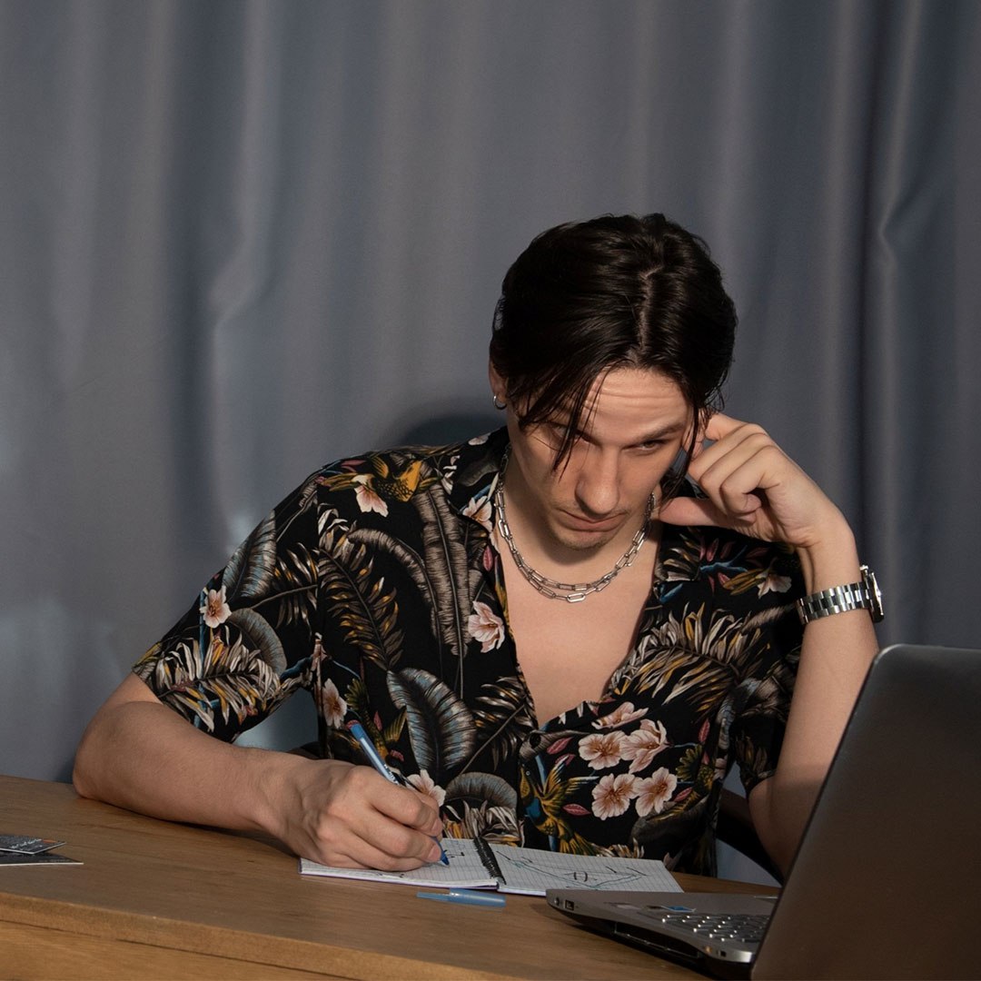 Если вы думаете, что я просто отдыхаю после закрытия продаж: